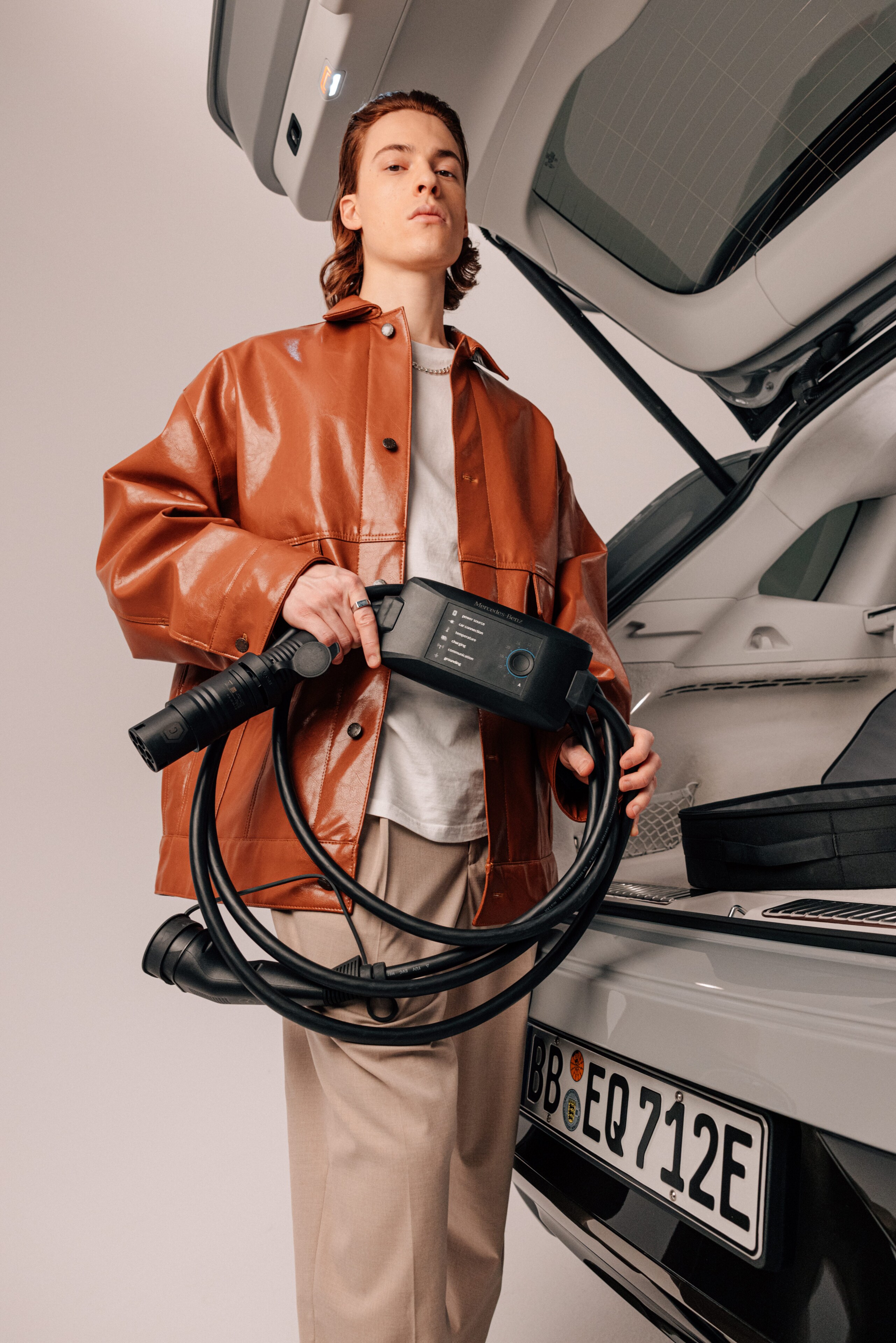 Mercedes-Benz - Flexible charging system Pro Flexible charging system Pro