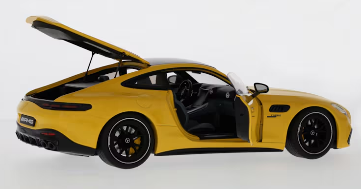 Mercedes-AMG GT 43 sonnengelb, 1:18 Mercedes-AMG GT 43 sonnengelb, 1:18