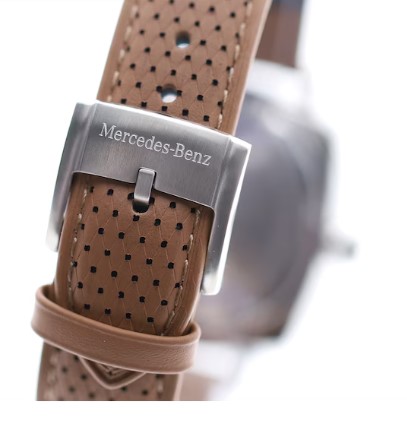 Armbanduhr, Classic, Pagode