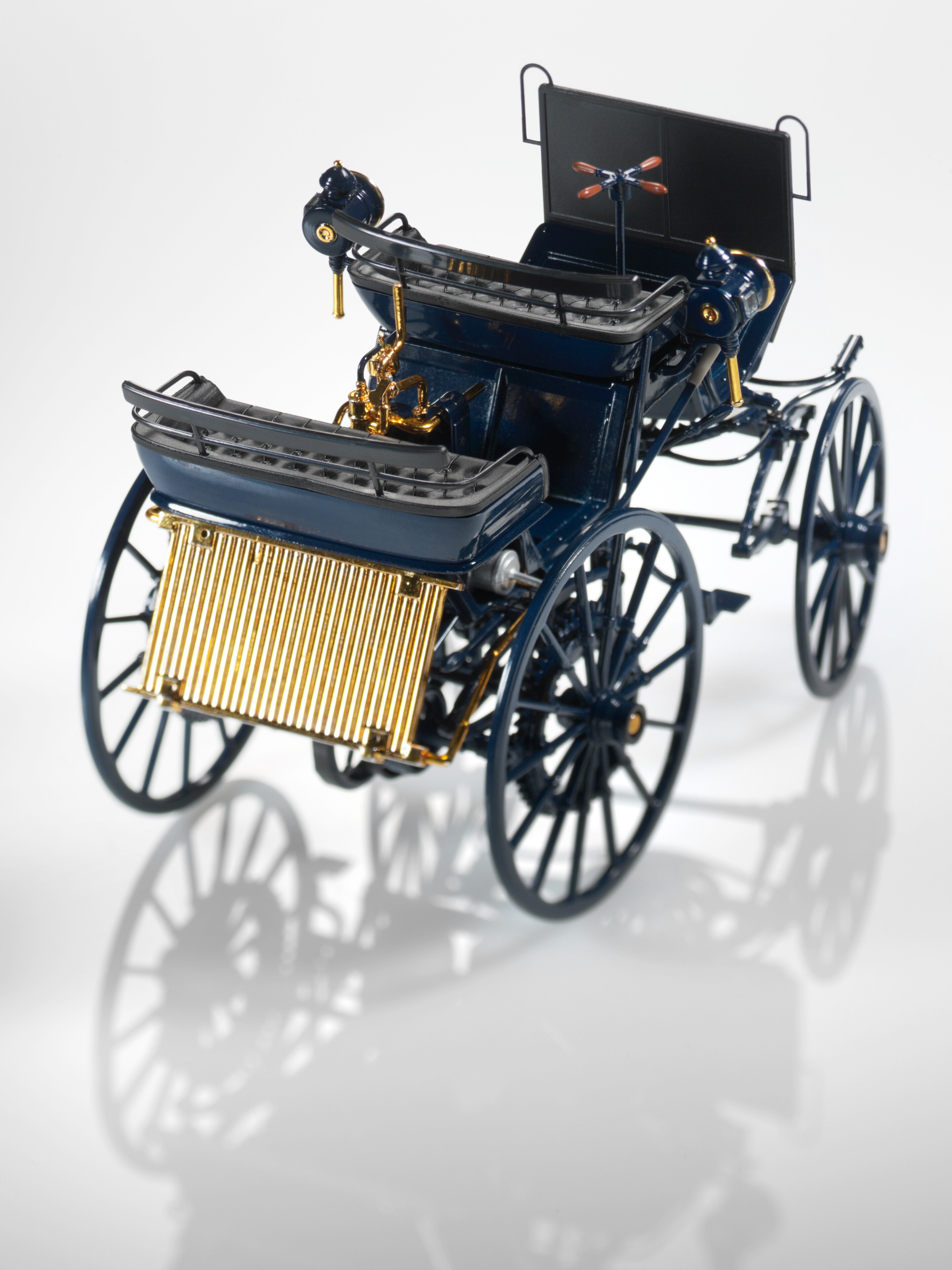 Mercedes-Benz - Daimler Motorkutsche 1:18 Daimler Motorkutsche 1:18