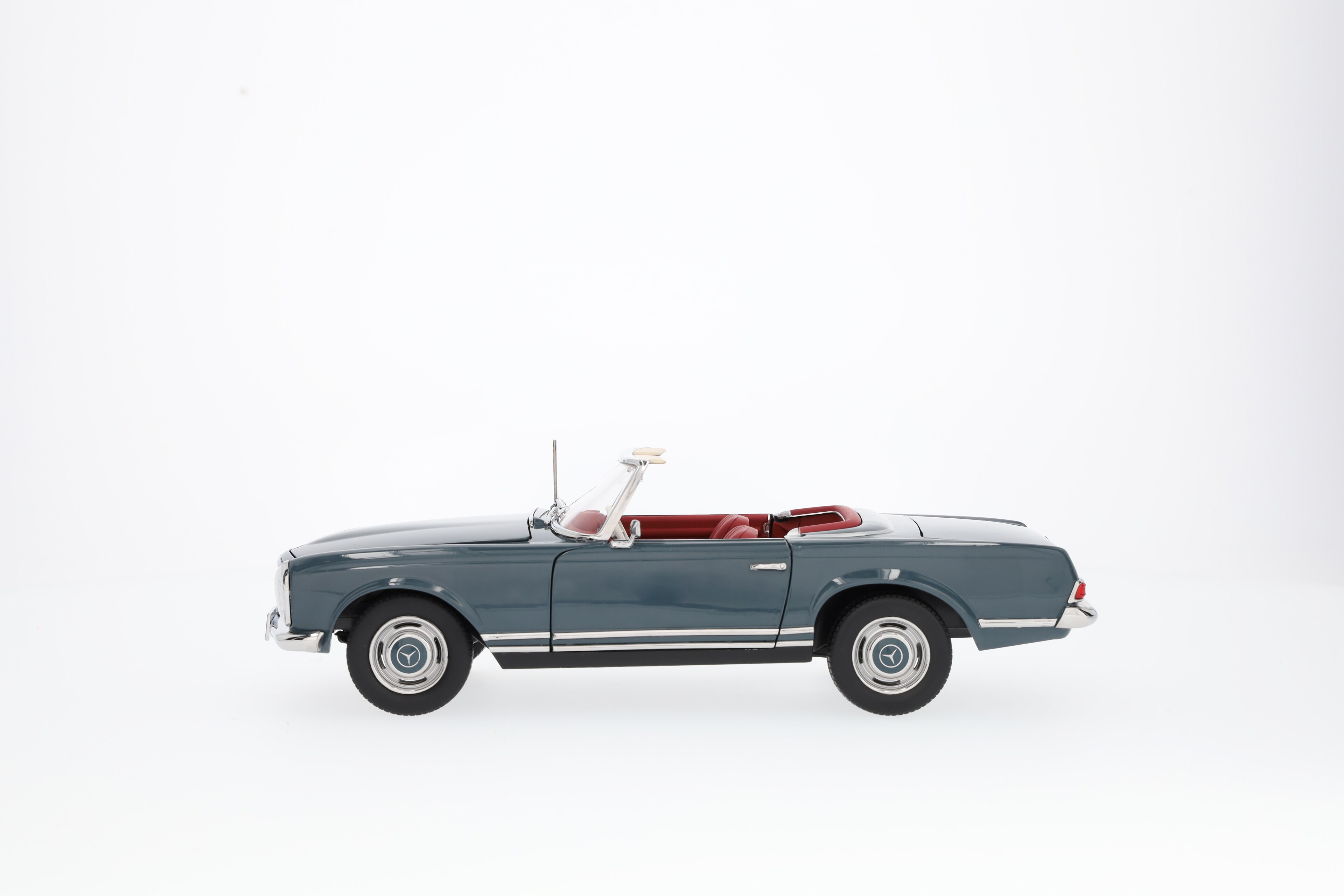 230 SL Pagode W 113 (1963-1967) blaugrau, 1:18