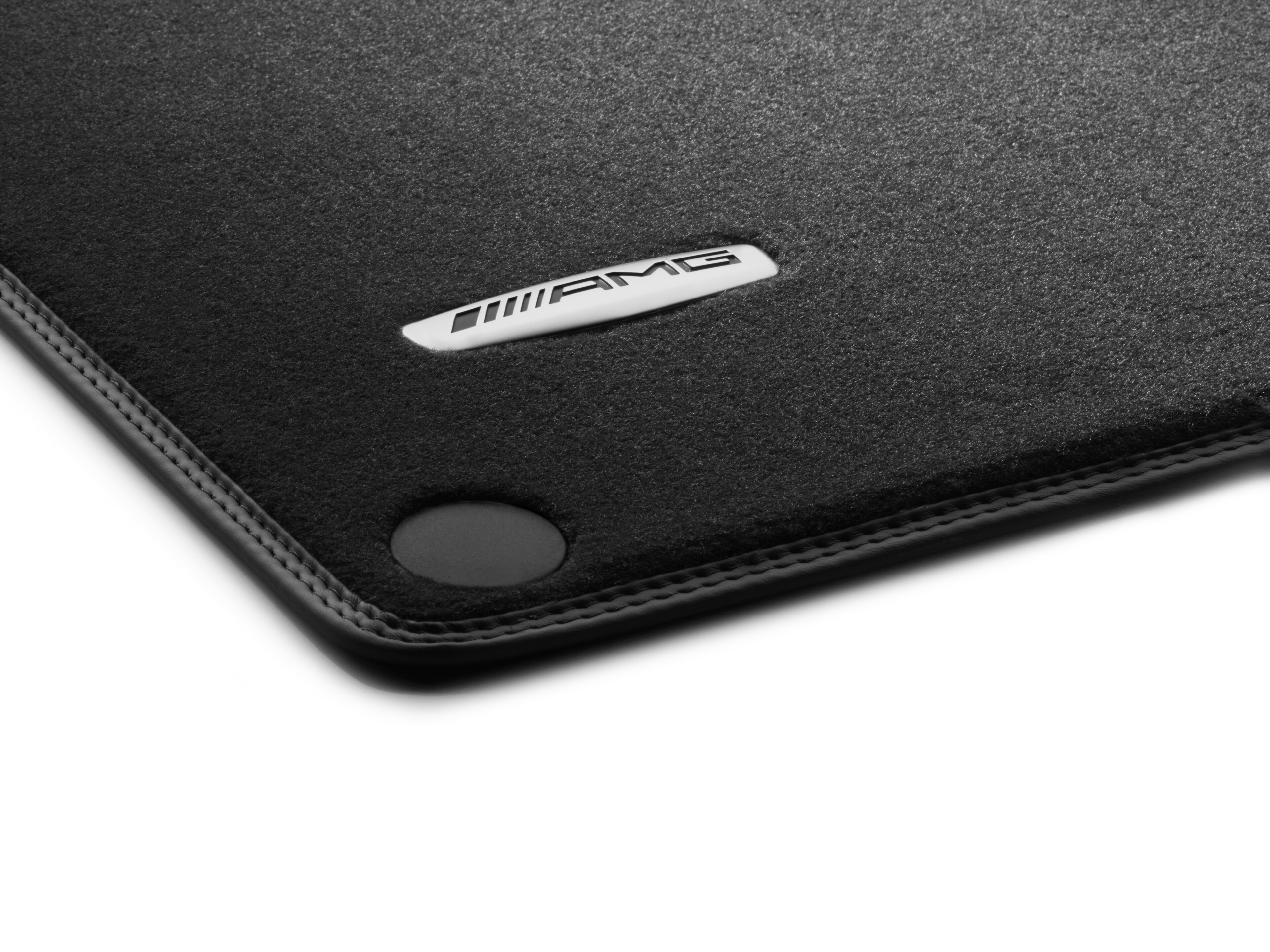 Mercedes-Benz - AMG Veloursmatten, Satz, 4-teilig, mit Metall AMG Veloursmatten, Satz, 4-teilig, mit Metall