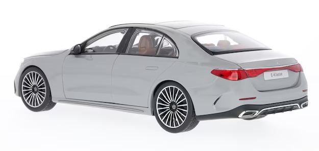 E-Klasse, Limousine, AMG Line, W214 MANUFAKTUR alpingrau uni, 1:18 E-Klasse, Limousine, AMG Line, W214 MANUFAKTUR alpingrau uni, 1:18