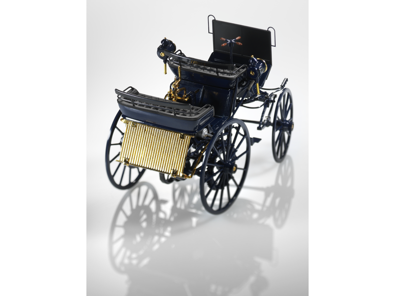 Daimler Motorkutsche (1886) blau, Norev, 1:18 Daimler Motorkutsche (1886) blau, Norev, 1:18
