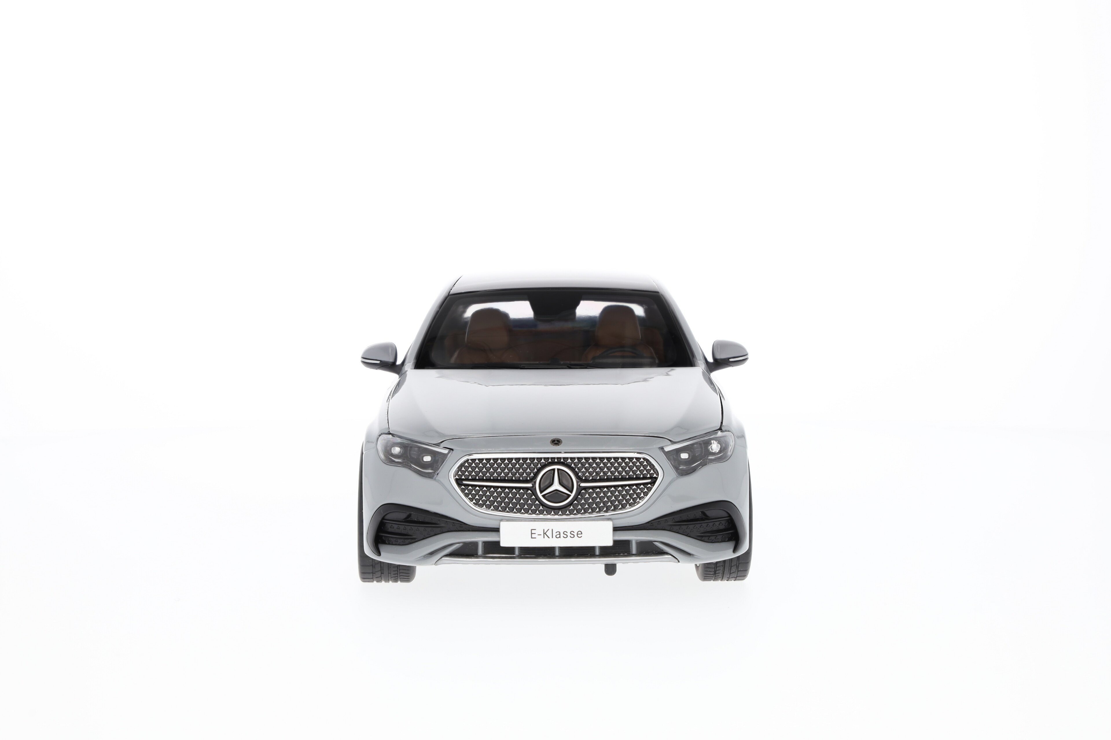 Mercedes-Benz - E-Klasse, Limousine, AMG Line, W214 MANUFAKTUR alpingrau uni, 1:18