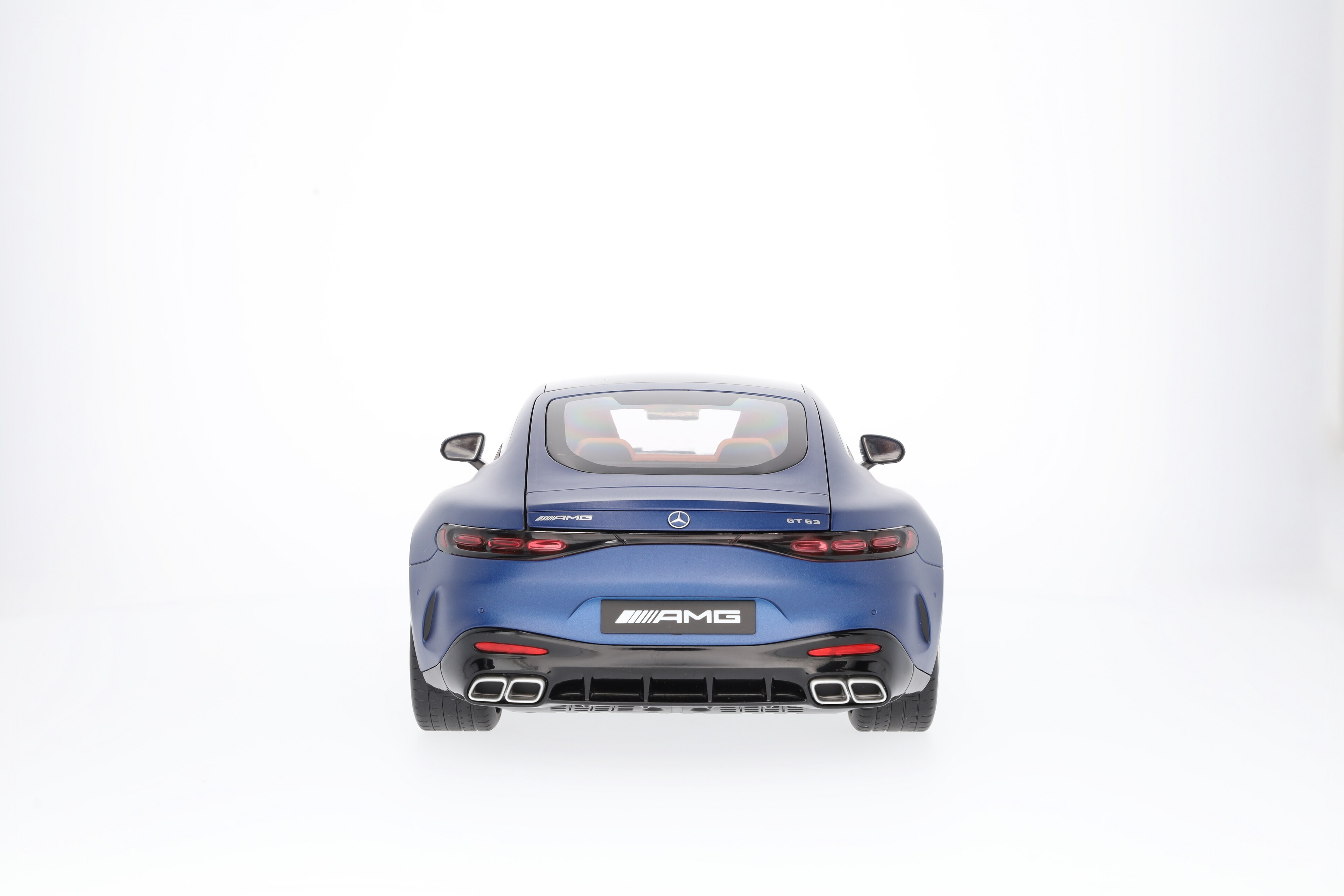 Mercedes-Benz - Mercedes-AMG GT 63 4MATIC+ MANUFAKTUR spektralblau magno, 1:12
