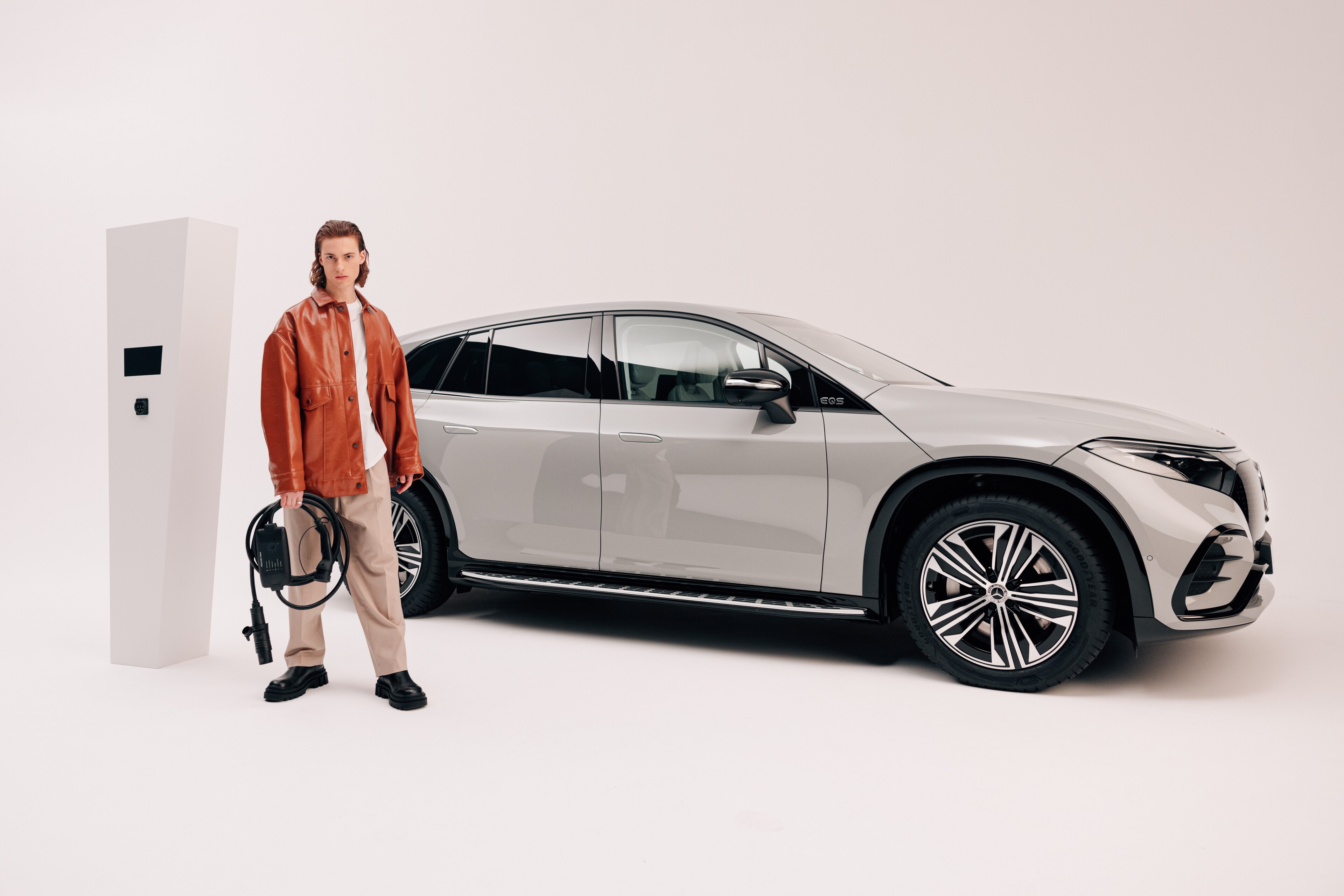 Mercedes-Benz - Flexible charging system Pro Flexible charging system Pro
