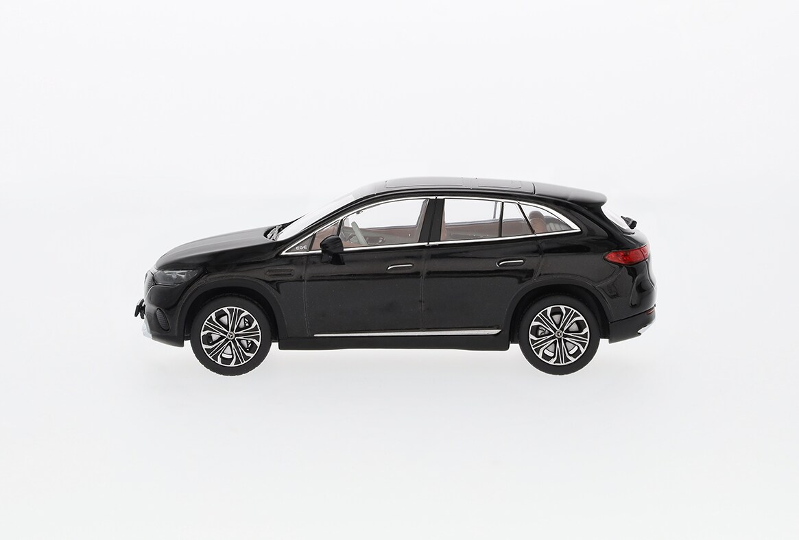 Mercedes-Benz - EQE SUV, Electric Art Line, X294