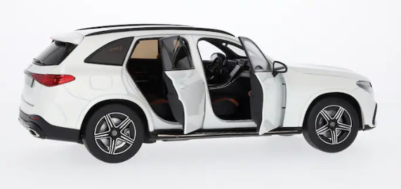 GLC, AMG Line, X254 MANUFAKTUR opalithweiß bright, 1:18