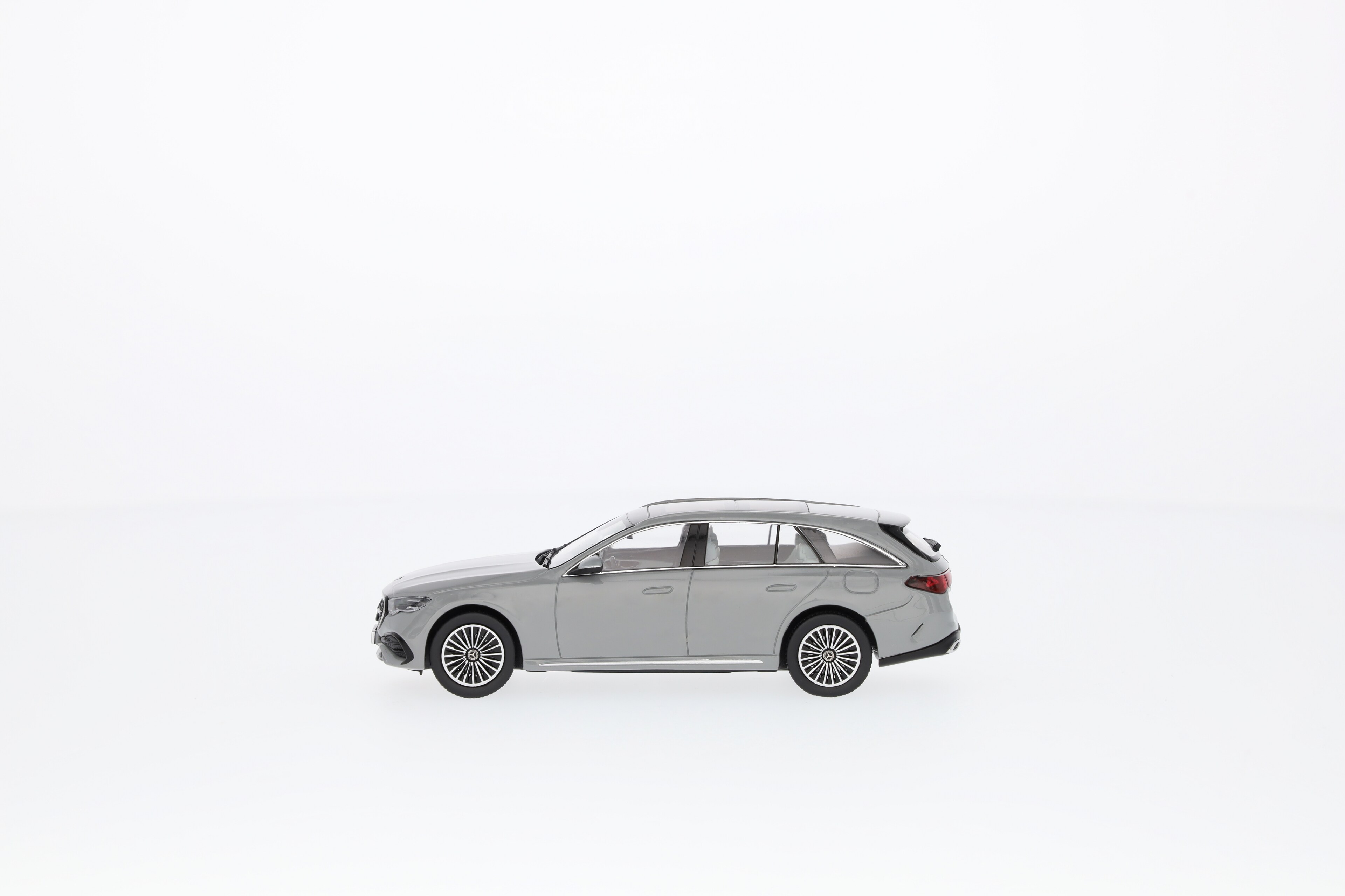 Mercedes-Benz - E-Klasse, T-Modell, AMG Line, S214