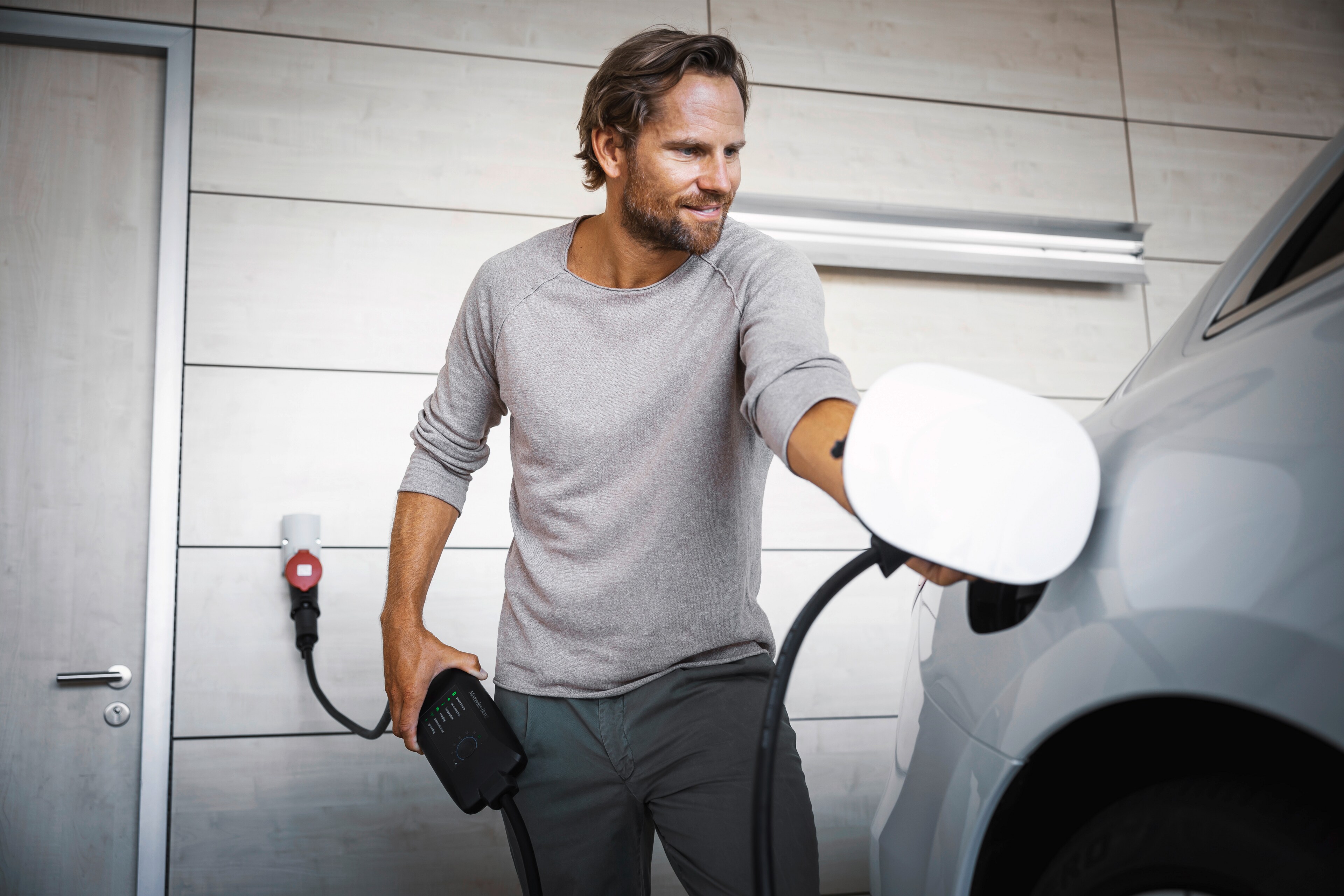 Mercedes-Benz - Flexible charging system Pro Flexible charging system Pro