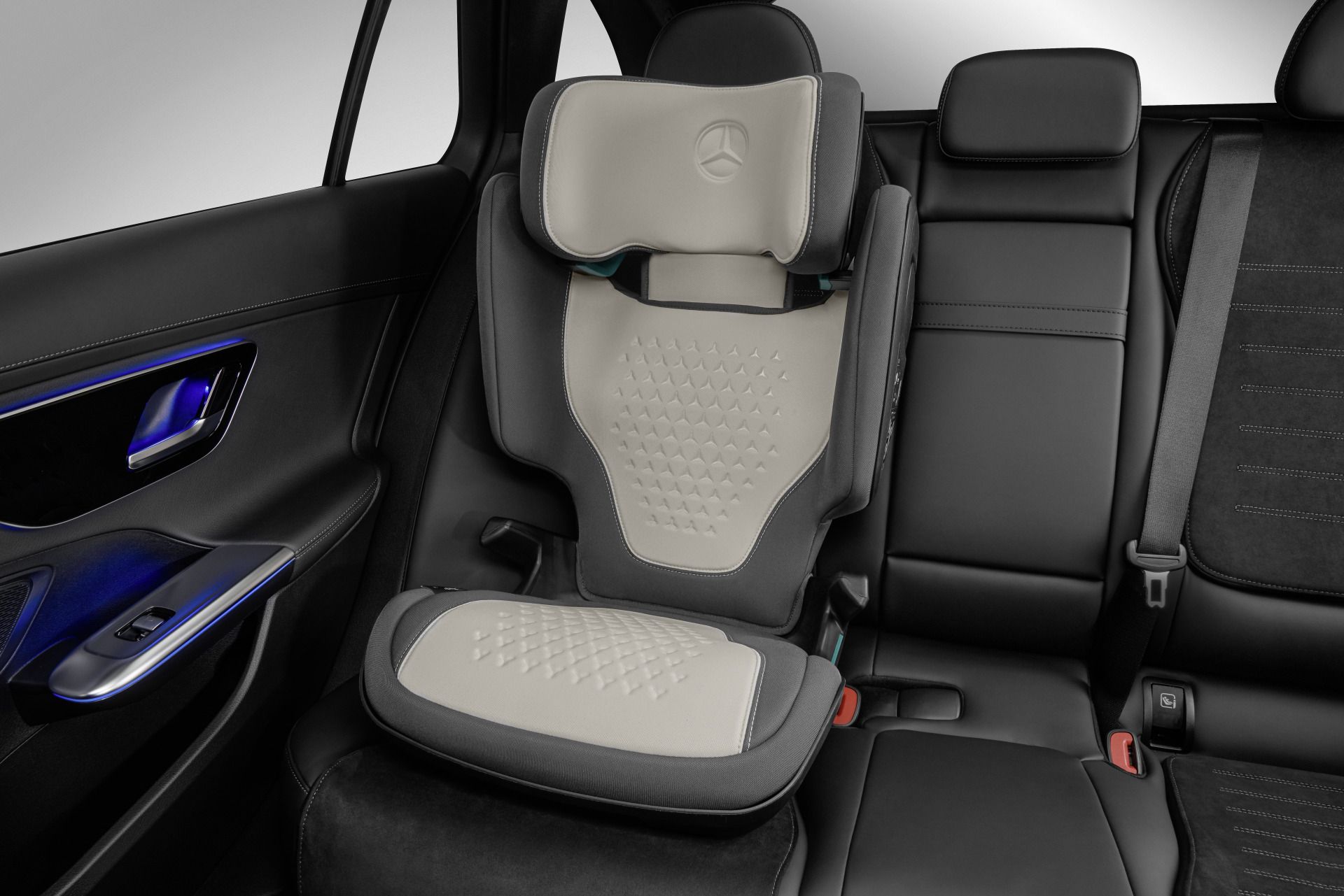 Mercedes-Benz - Teilenummer A0009708902 A0009708902