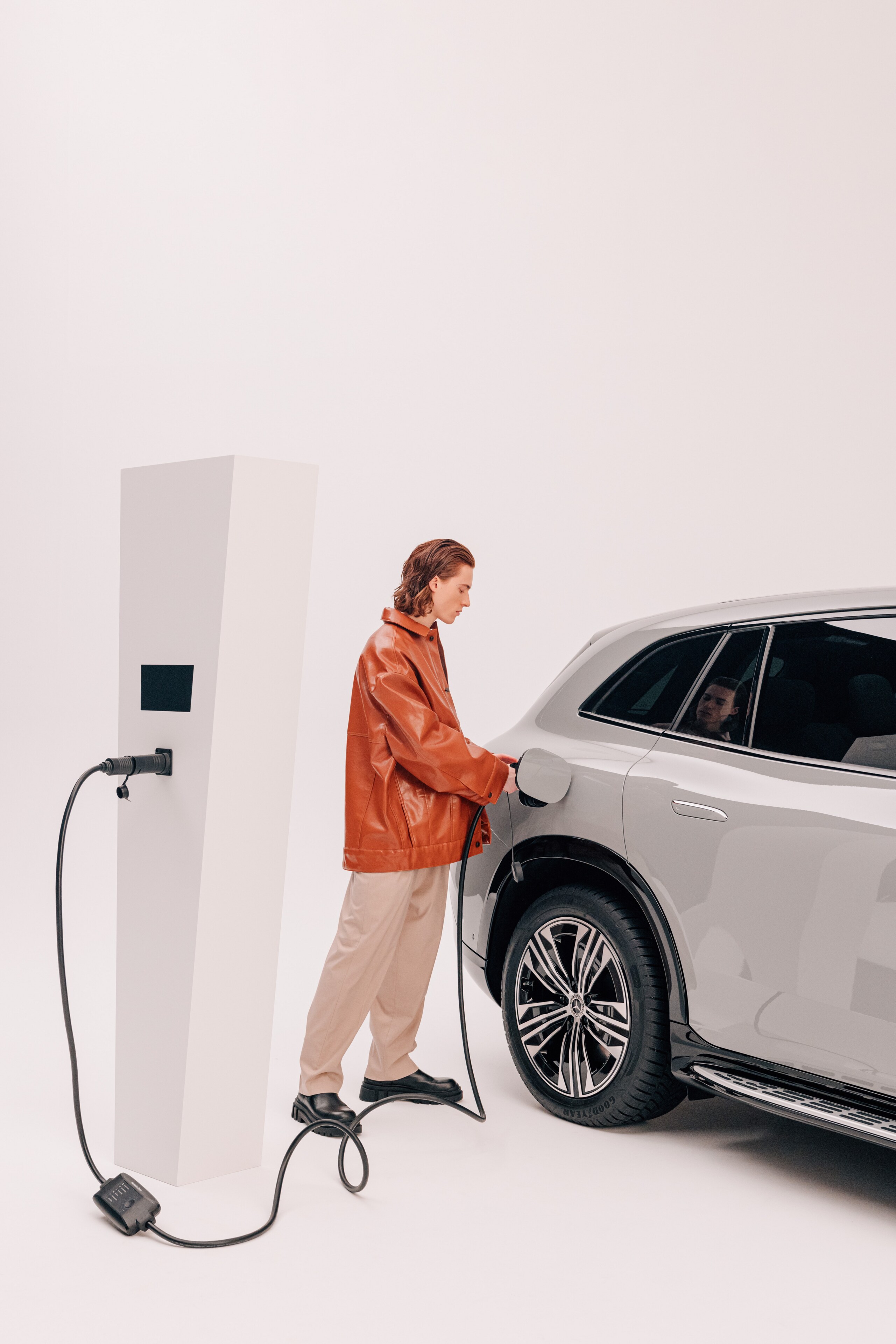 Mercedes-Benz - Flexible charging system Pro Flexible charging system Pro